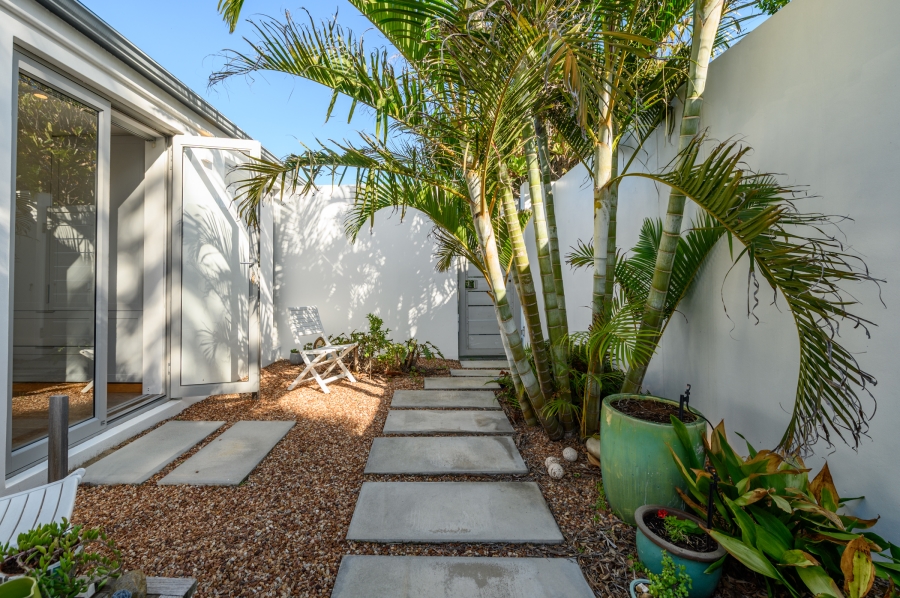 4 Bedroom Property for Sale in Summerstrand Eastern Cape